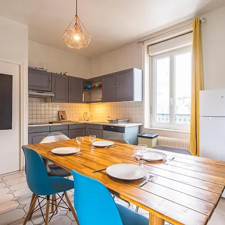 Grand Gare Centre 4 *