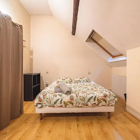 Grand Gare Centre 4 Apartment *